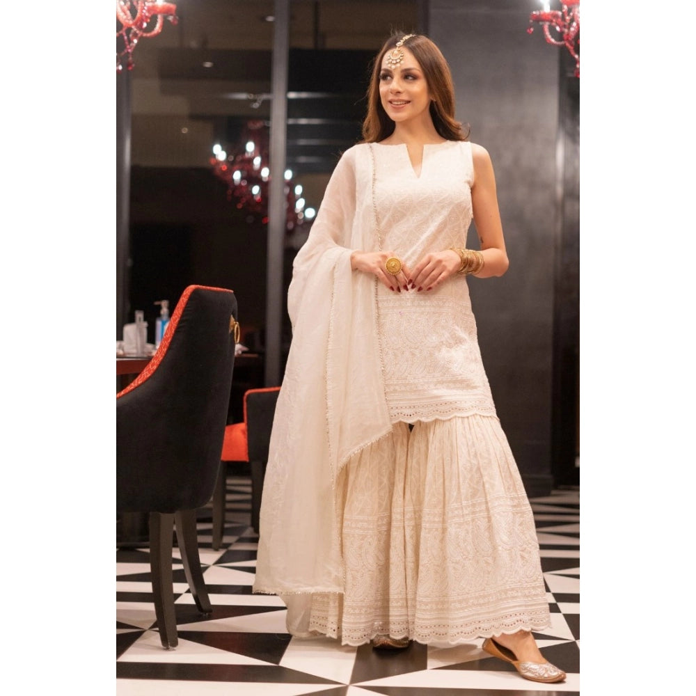 Generic Women's Casual Sleeveless Embroidered Cotton Kurti Set (White)